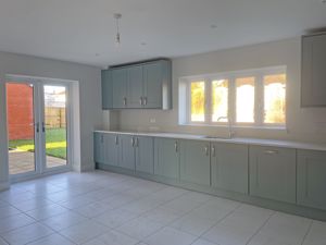 Photo 21- click for photo gallery